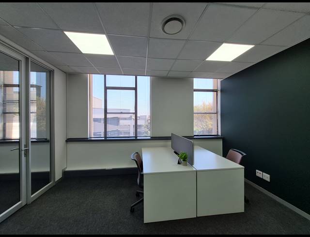 93M² OFFICE TO LET IN SANDTON CENTRAL